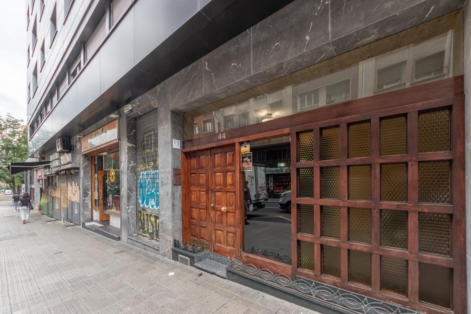 Amplio Y Acogedor Junto A Plaza Zabalburu Apartman Bilbao Kültér fotó