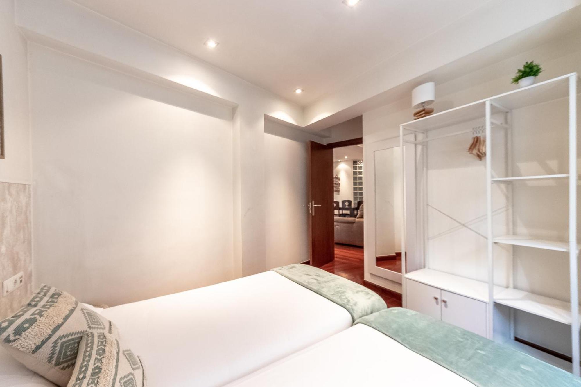 Amplio Y Acogedor Junto A Plaza Zabalburu Apartman Bilbao Kültér fotó
